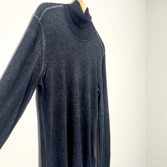 John Varvatos Artisan Turtleneck w Reverse Print Silk Cashmere Black Sweater - M - Picture 4 of 5